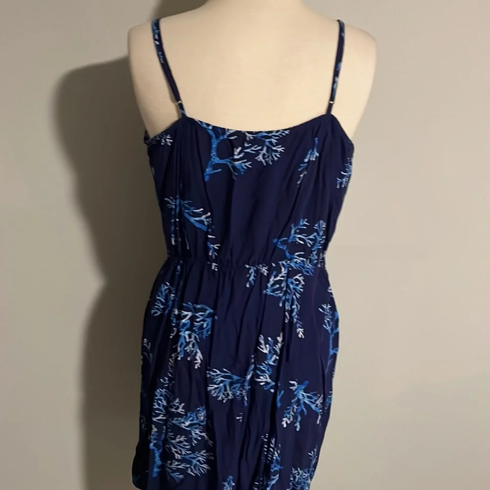 Like new Coral navy dress! - Picture 3 of 4